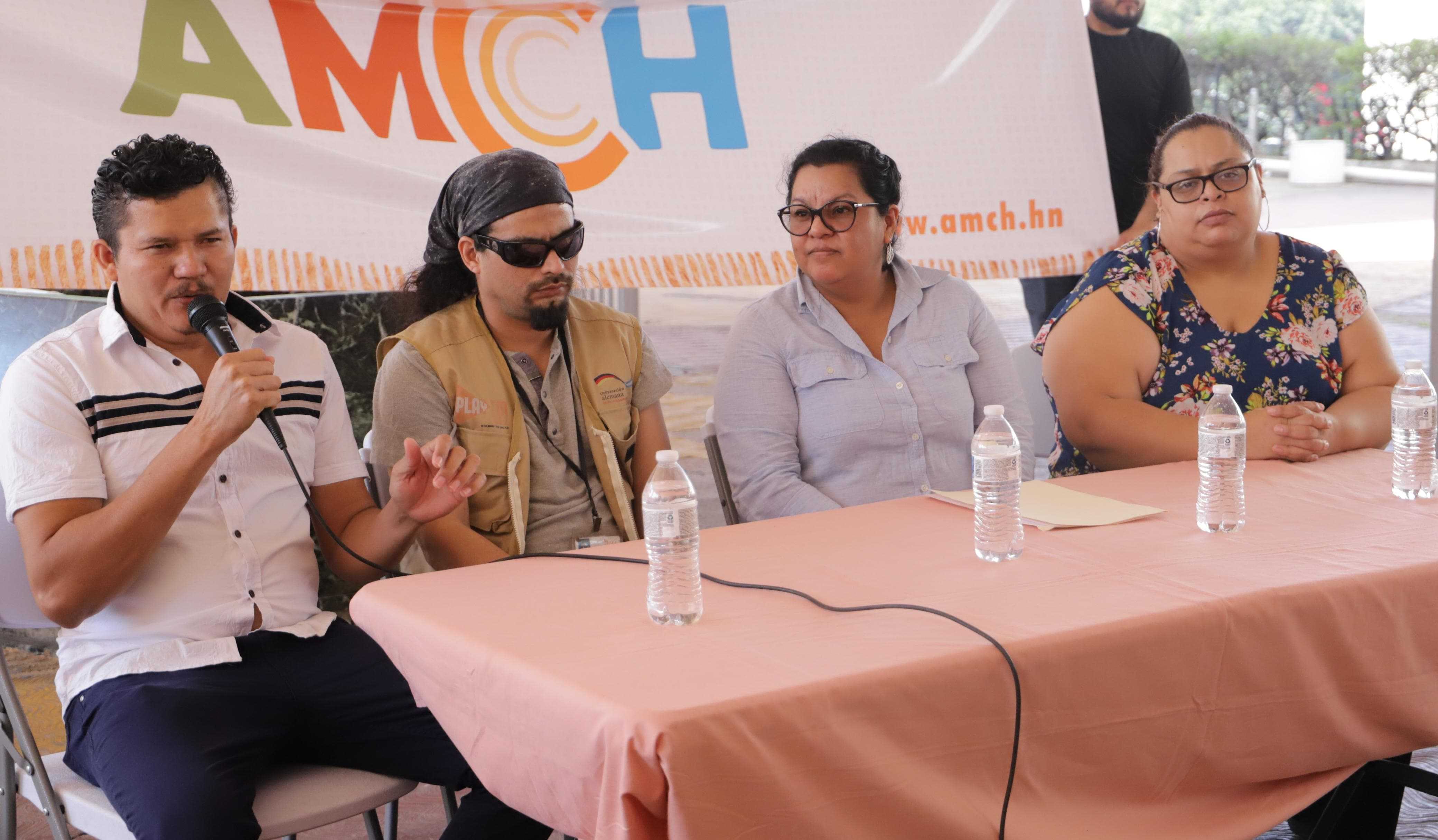 Comisión Legislativa para la libertad de expresión recibe respaldo de radios comunitarias